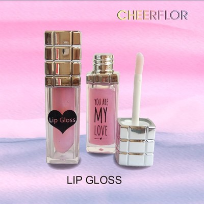 Lip gloss 12